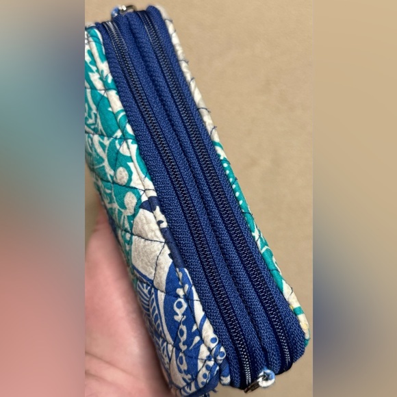 Vera Bradley Wallet Wristlet Clutch excellent condition - Picture 4 of 11